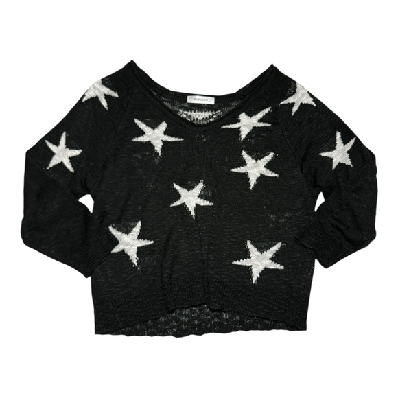 Black Knit Open Neck Star Sweater Size Medium - Picture 1 of 4